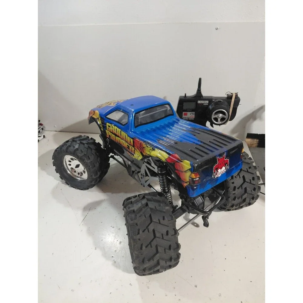 Redcat Racing Radio Control (R/C) Ground Pounder 4x4x4 Monster Truck Roller